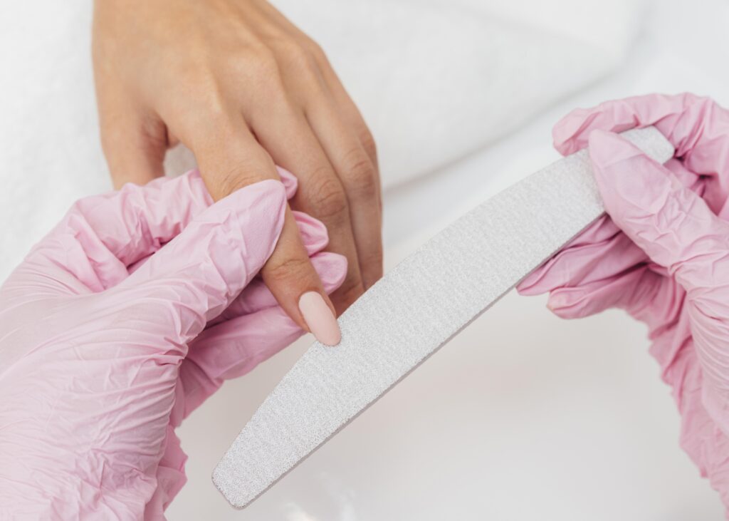 UNGHIE-RICOSTRUZIONE-GEL-ESTETICA